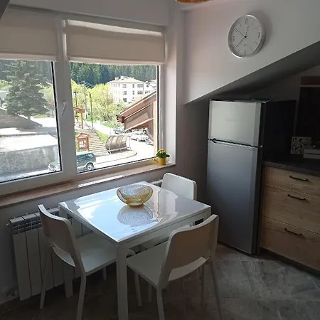 къща за гости-ганеви * Zmeitsa