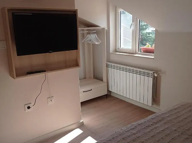 Appartamento къща за гости-ганеви