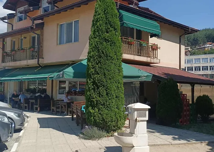 къща за гости-ганеви Zmeitsa